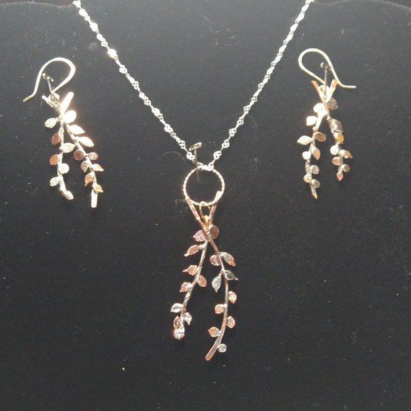 CCLHMHLLC Silversmith Jewellery Designs - Picture 4 of 4